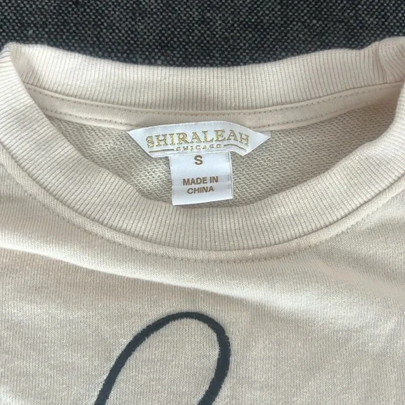 Fun novelty- sweatshirt.  Size small - Picture 2 of 5